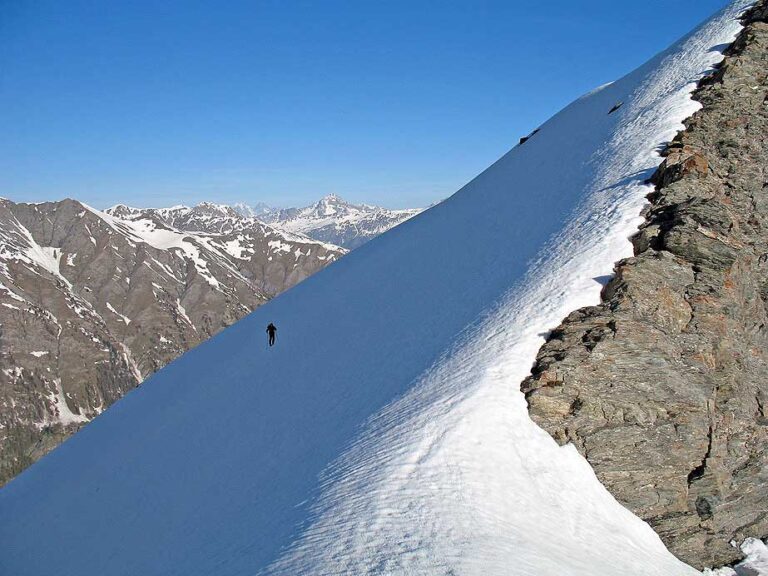 Photo montagne neige